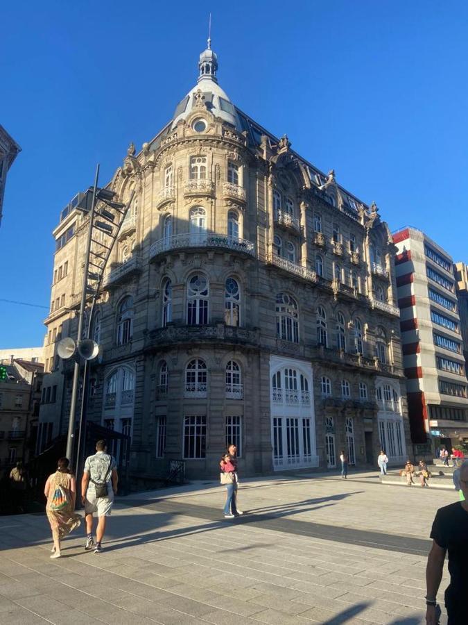 Edificio El Moderno Puerta Del Sol * Comarca de Vigo